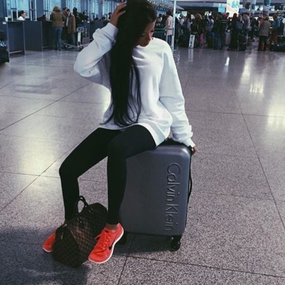 Nike Shoes - Nike hot pink flex sneakers 7